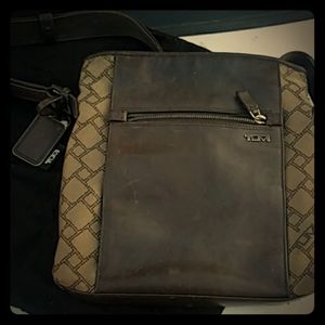 Tumi purse